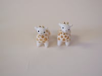 Image 2 of "seconds" Giraffe