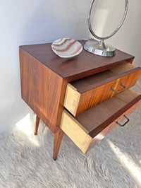 Image 2 of MESILLA DE NOCHE VINTAGE ESTILO NÓRDICO, AÑOS 60