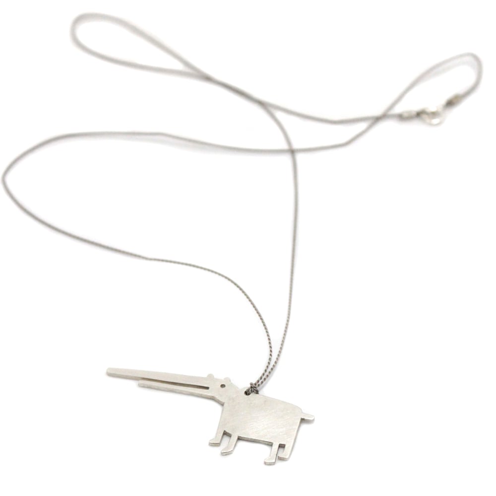 Image of NEEDLE NOSER NECKLACE