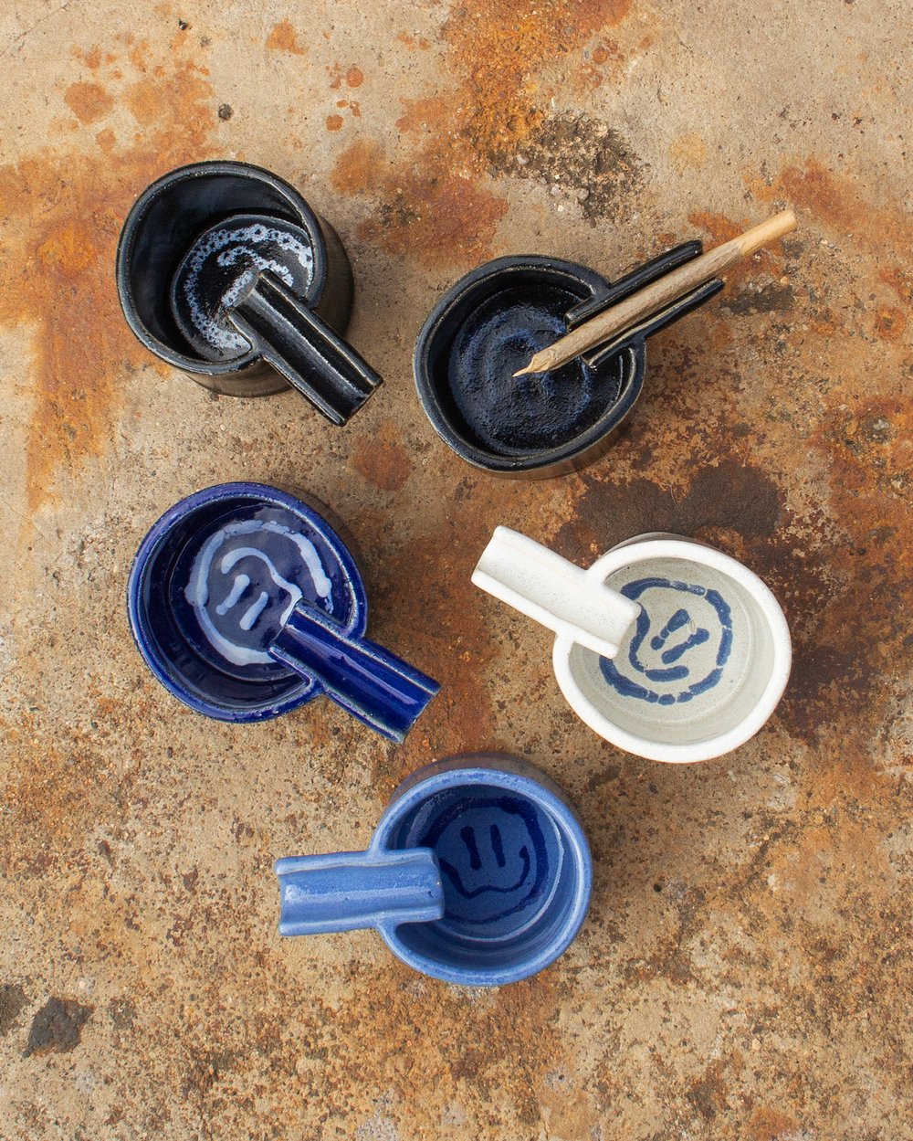 Image of Smiley ashtray