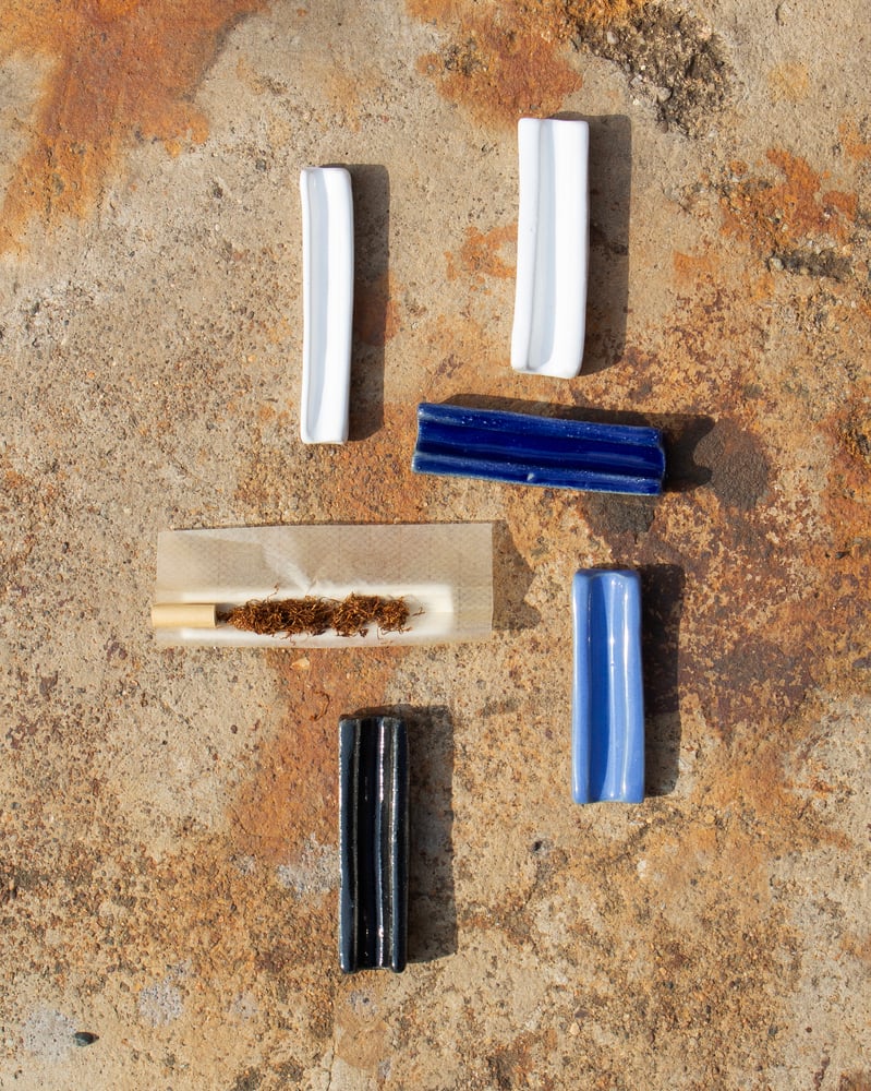 Image of Smiley cigi holder