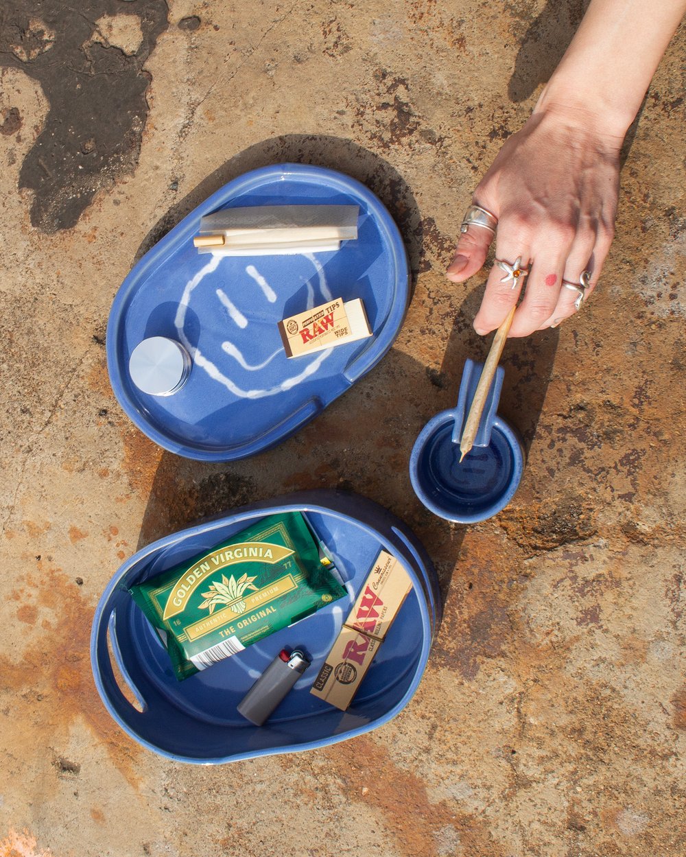 Image of Smiley oval rolling tray