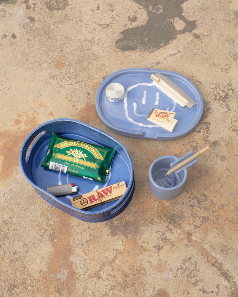 Image of Smiley oval box