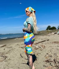 Image 4 of Wiggle Skirt in Heatwave