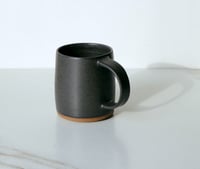 Image 3 of 16 oz mug in Black