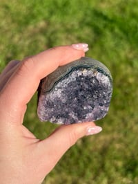 Image 8 of Amethyst Freeform