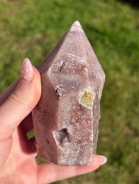 Image 5 of Pink Amethyst Freeform Cupcake