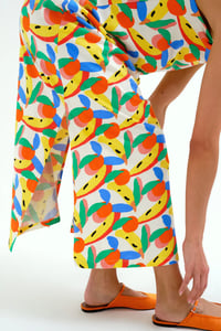 Image 2 of VESTIDO LARGO CON EST TUTTI FRUTTI