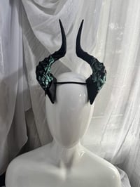Image 1 of Druid Horns | Green Metallic | L