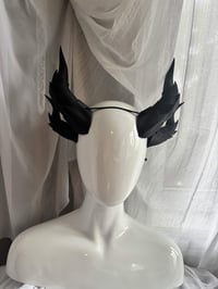 Image 2 of PREORDER| Double Horns | Black |