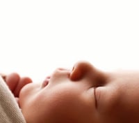 Image 2 of Newborn MINI SESSION (baby ONLY - or family ONLY ) 350$