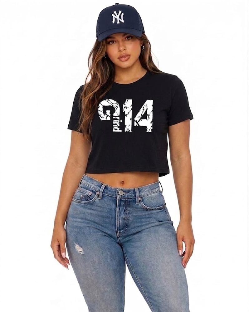 Image of EXCLUSIVE CROPTOP WOMENS T-SHIRT /  BUY 3 GET 1 FREE