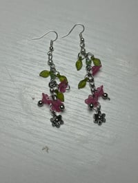 Image 2 of      Petals & Pearls Set