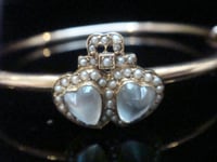 Image 2 of VICTORIAN EDWARDIAN 15CT DOUBLE HEART MOONSTONE SEED PEARL BANGLE 7G
