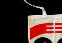 Image 3 of U. Tote bag/white