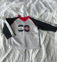 Image 1 of Vintage Tommy Hilfiger Sweatshirt 
