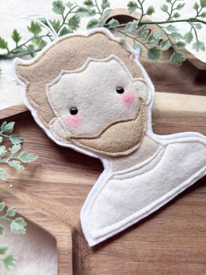 Image of Alex Warren felt decoration