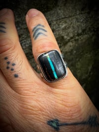 Image 5 of WL&A Handmade Ingot Old Style Split Band Black Jack Blue Ribbon Turquoise Ring - Size 7.5