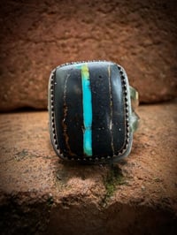 Image 2 of WL&A Handmade Ingot Old Style Split Band Black Jack Blue Ribbon Turquoise Ring - Size 7.5