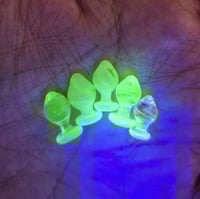 Image 1 of 420 MINI PLUGS UV GREENS