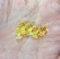 Image 1 of 420 MINI PLUGS 710 YELLOWS