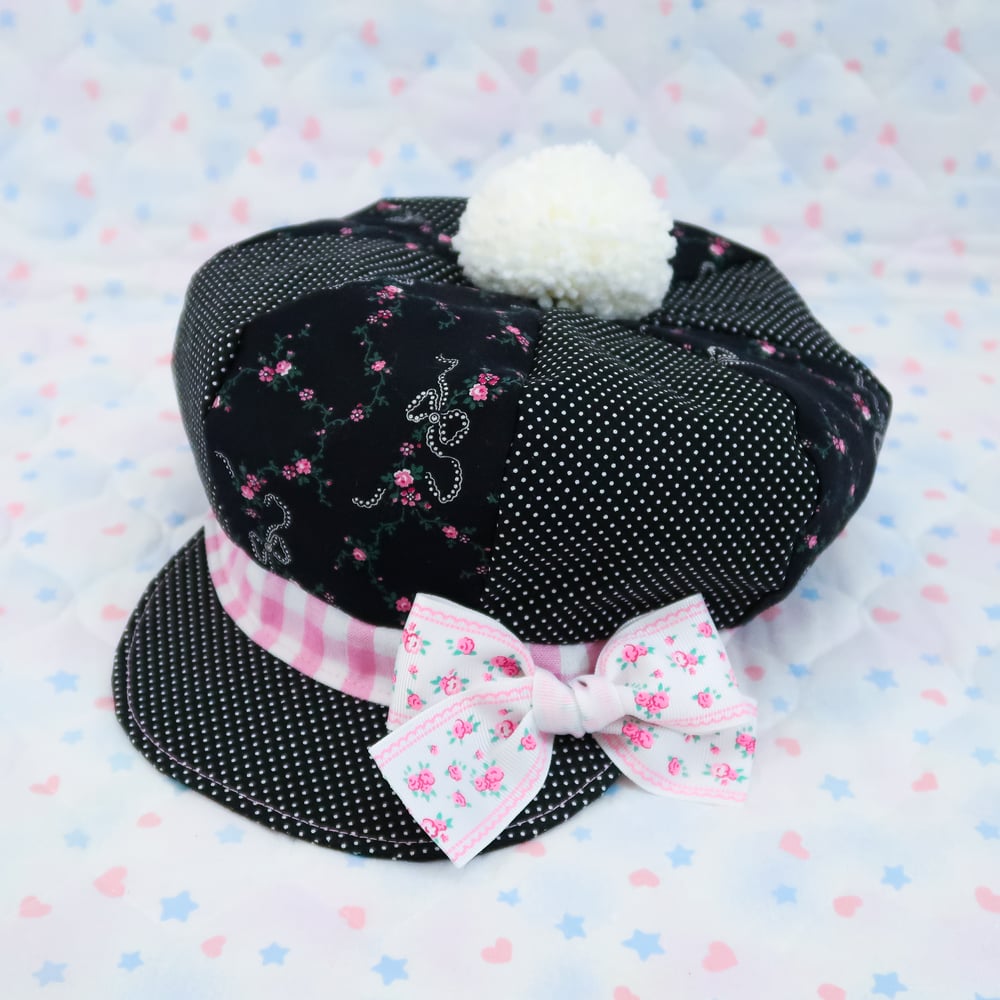 Newsboy Mix Hat: Ribbon Rose