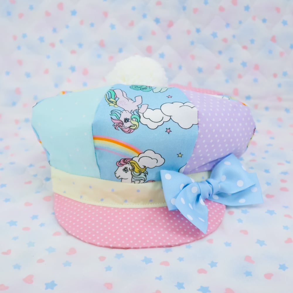 Newsboy Mix Hat: Plastic Ponies