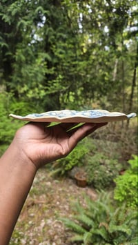 Image 1 of Oyster Trinket try ( Small) 