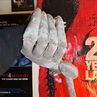 Image 3 of Facehugger (Lifesize!)