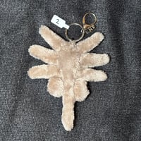 Image 2 of Mini Facehugger Keychain (2)