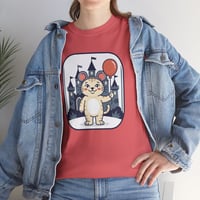 Image 4 of Cat visiting theme parks T-Shirt — Kawaii Cat with Balloon Tee