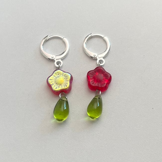 flowerdrop huggie hoop earrings
