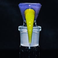 Image 2 of WILDBERRY > ICY WHITE SATIN & CRUSHED OPAL > GREEN & YELLOW FRIT MIX 18MM SLIDE