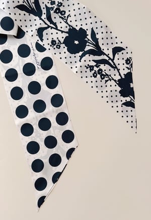 Image of PAÑUELO LARGO 100% SEDA - NAPOLES