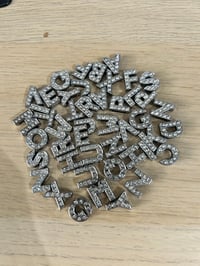 Image 2 of 1x  Gold metal charm (8 LEFT)