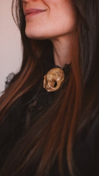 Image 2 of Skull brooch