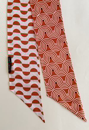 Image of PAÑUELO LARGO 100% SEDA - MILÁN