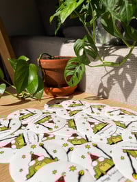 Image 3 of Froggy le tout-puissant 🐸 - Sticker