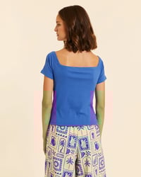 Image 4 of TOP BARDOT LAZO AZUL