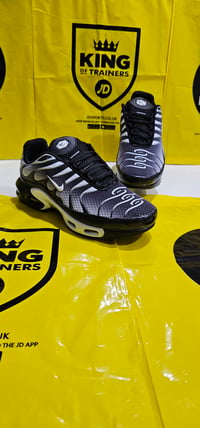 Image 2 of Mens Tns Air