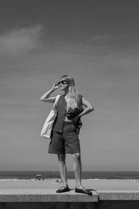 Image 3 of Chaleco Arani Marrón 