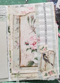 Image 6 of Shabby Chic tri fold folio (542)