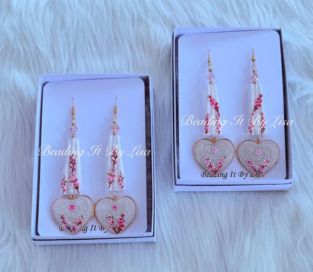 Image of Dentalium Designer Earrings with Heart | Peach Blossoms-b37b3200