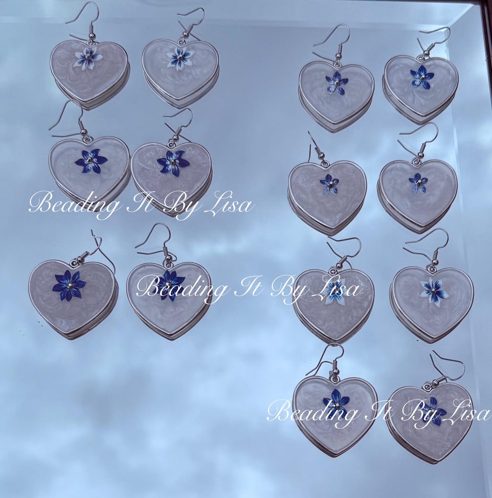 Image of Dentalium Ocean Blue Collection Earrings, Chocker, Hearts
