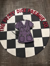 Purple scrub top freshie