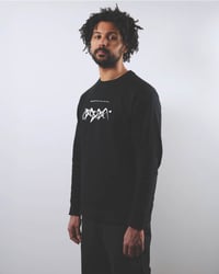 Image 2 of BABY LOVE 18 CREWNECK SWEATER (BLACK)