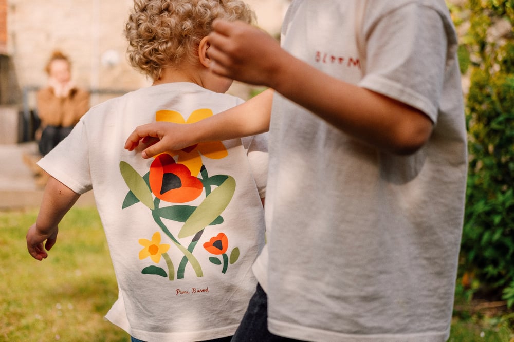 Image of T-shirt BLOOM - Enfant & Adulte - Beige