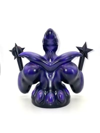 Image 3 of Valdia (red weapons + purple paint)