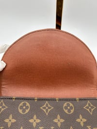Image 11 of Louis Vuitton Chantilly MM Monogram 4