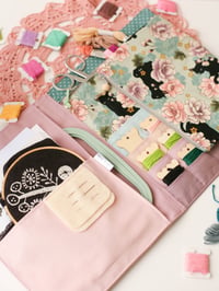 Image 3 of Pochette Broderie taille XL "CHATS JAPONAIS"